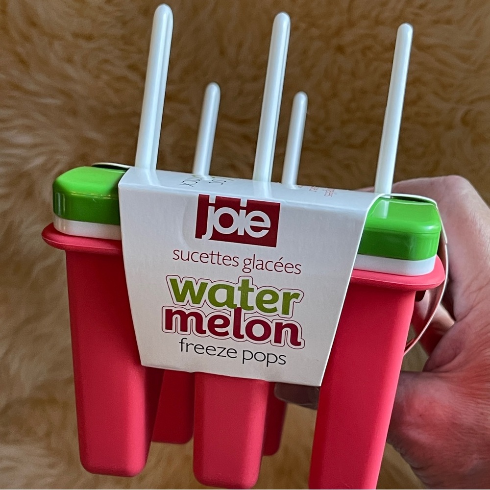 Joie Watermelon Frozen Treat Set. Makes 4 pops Great for fruit purees, juices,
